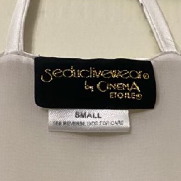 Vintage 80s nylon & lace lingerie by Cinema Etoile - Picture 6 of 9